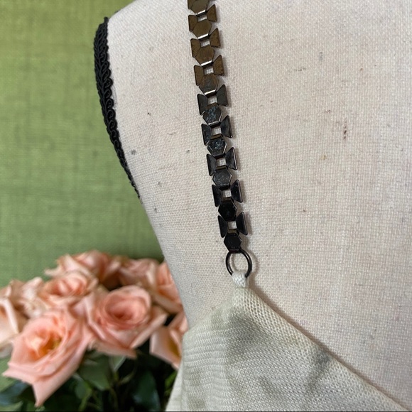 Loose Top with Metal Straps - Picture 7 of 8